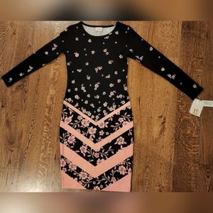 NWT XS LuLaRoe Debbie Black with pink flowers